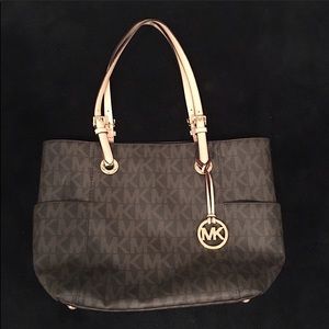 Michael Kors jet set travel tote